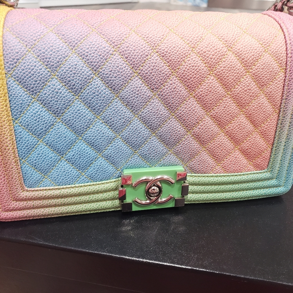 💗CHANEL💗 Extremely Rare‼ - Picture 3 of 12